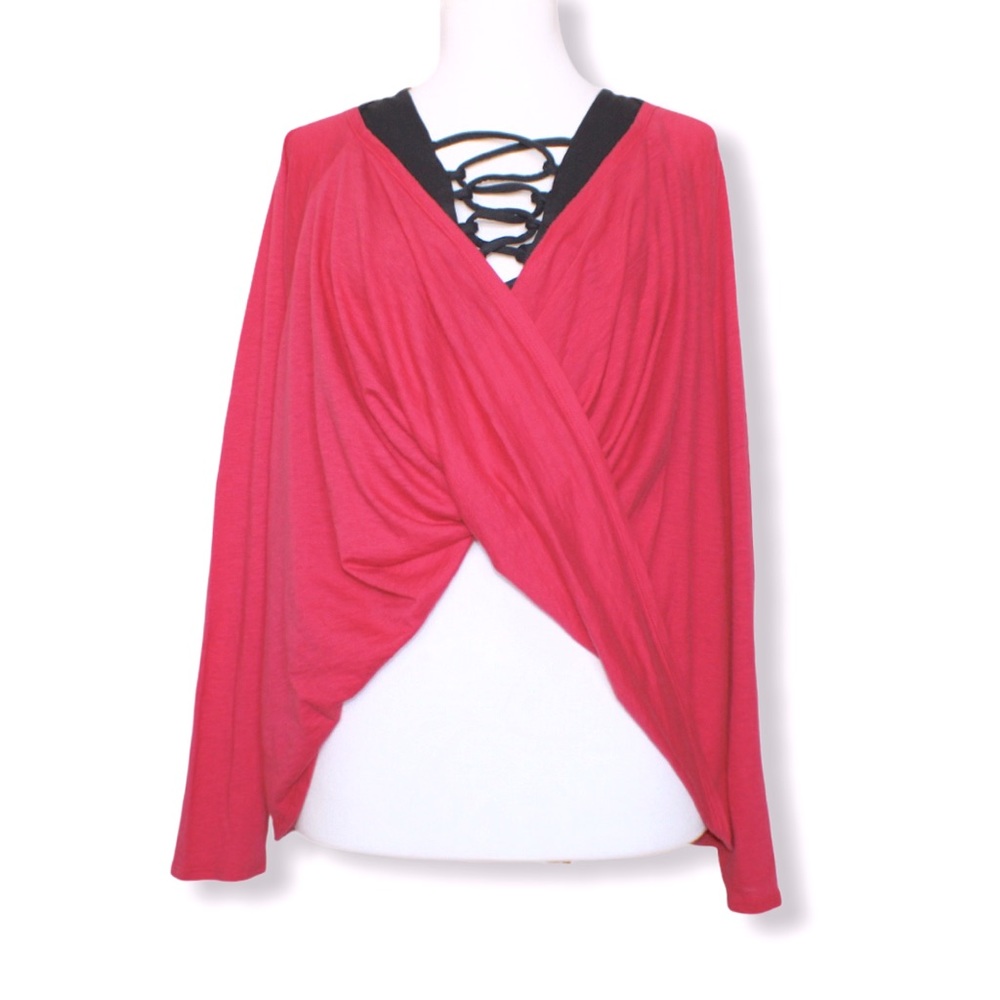 Fabletics Red Twist-Front Relaxed Athletic Top Med